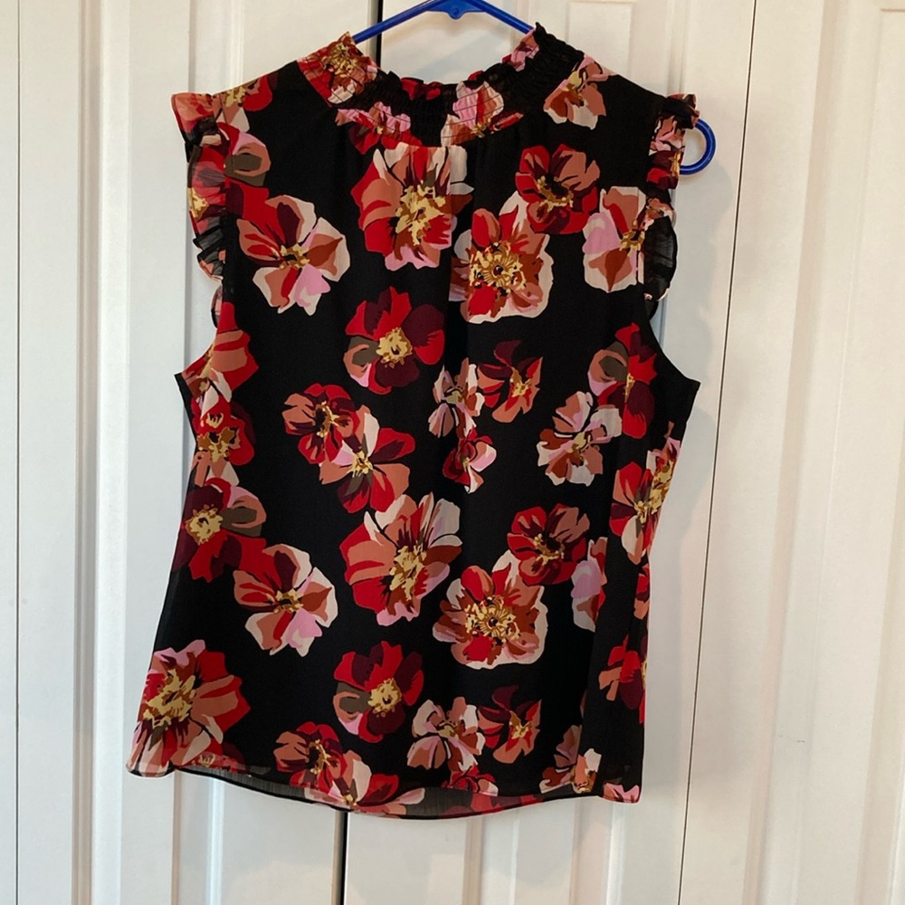 Floral mock neck blouse - size Medium.